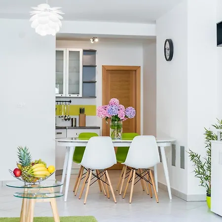 Downtown Dorian And Nadia Апартаменты