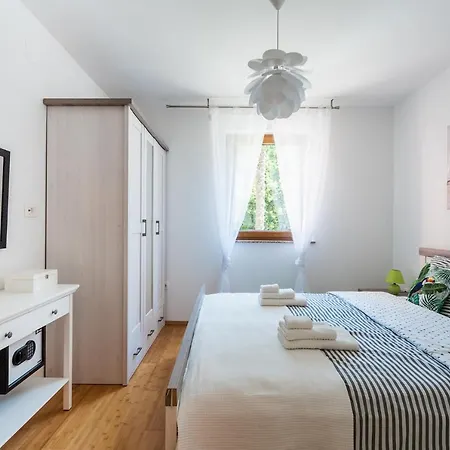 Downtown Dorian And Nadia * Опатия