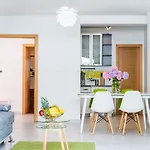 Downtown Dorian And Nadia Appartement
