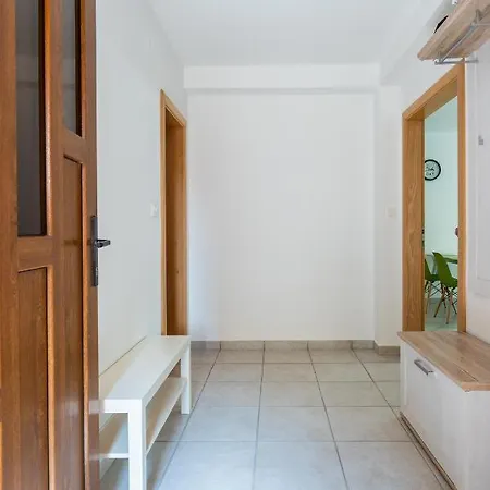 Downtown Dorian And Nadia Apartament *