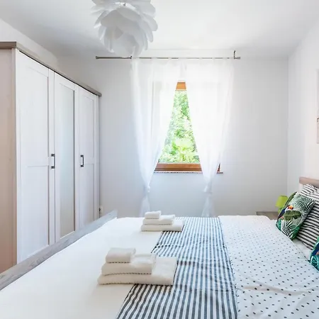 Downtown Dorian And Nadia Appartement *