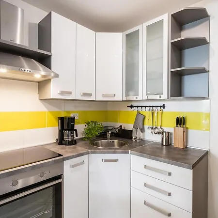 Downtown Dorian And Nadia Apartament *