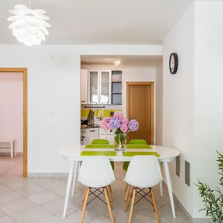 Downtown Dorian And Nadia Apartament Opatija