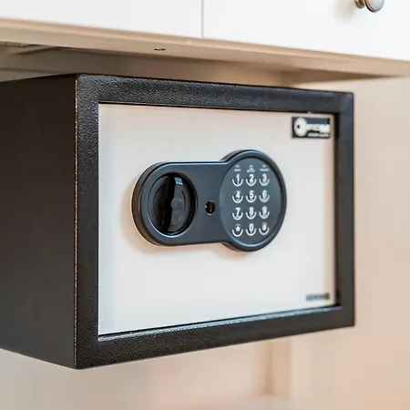 Downtown Dorian And Nadia Opatija