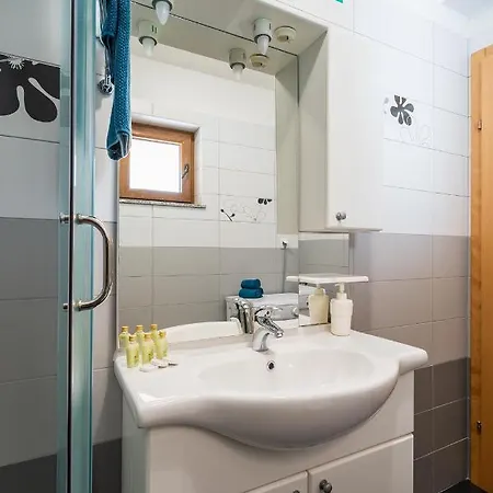 Downtown Dorian And Nadia Apartament *