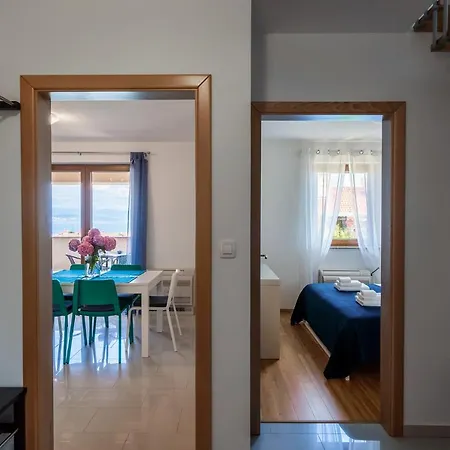 Downtown Dorian And Nadia