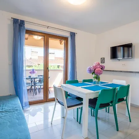 Apartament Downtown Dorian And Nadia