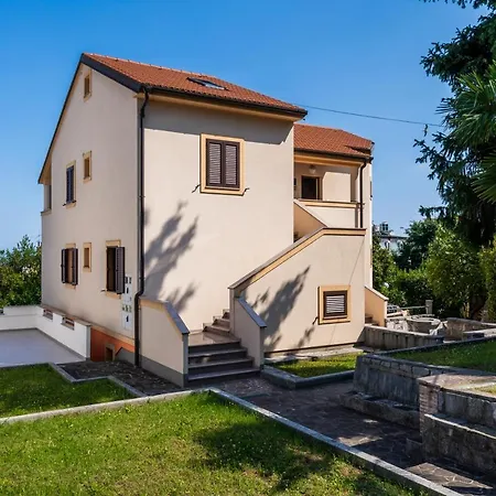 Apartament Downtown Dorian And Nadia Opatija