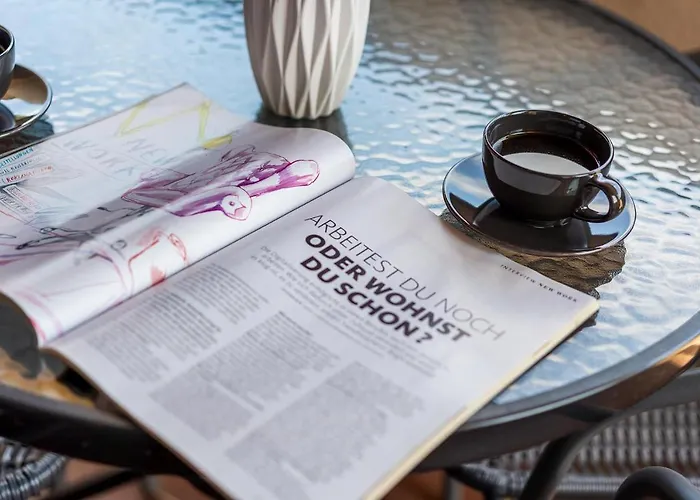 Downtown Dorian And Nadia Abbázia