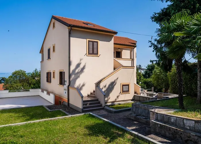 Apartman Downtown Dorian And Nadia Abbázia